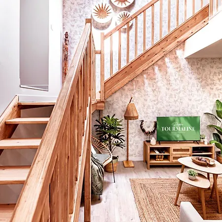 Le Tourmaline Duplex דירה